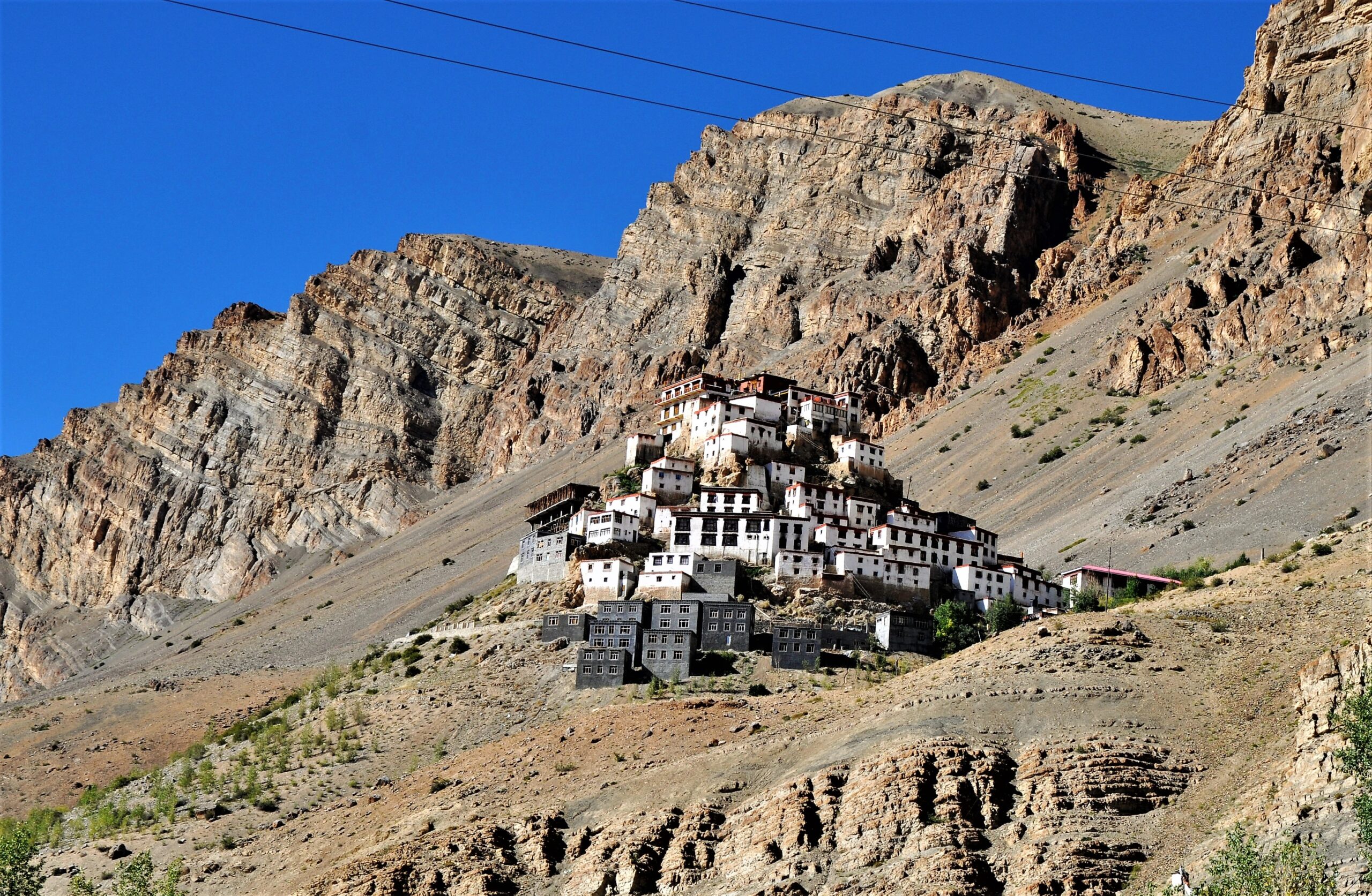 homes and mountains